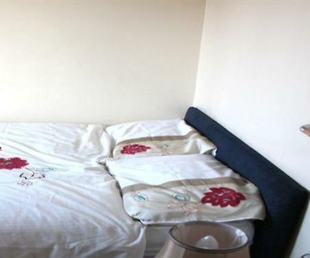 Julius Lodge Bexleyheath Kamer foto